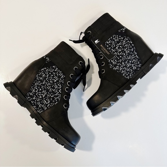 Sorel Shoes - SOREL NWT Joan Of Arctic Wedge III Snow Winter Outdoor Lexie Boot